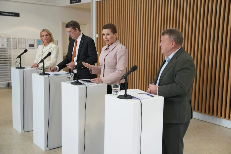 Tirsdag fremlagde regeringstoppen og ældreminister Mette Kierkgaard (M) det nye ældreudspil. Men det er endnu uklart, hvordan det forventes, at kommunerne håndterer økonomien ud fra de nye tiltag.