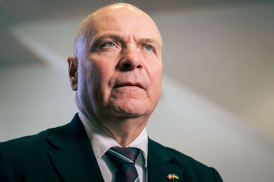 "Præsidiet opfordrer social- og boligministeren til at have fokus på at sikre ordentlig tid til lovbehandlingerne," skriver Søren Gade i brevet,