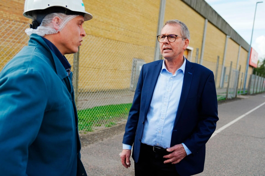 "Vi ser en stor udfordring i at vores økonomi bliver mere presset på socialområdet. Derfor ville vi gerne have lov selv at opføre nogle botilbud," siger borgmester Klaus Hansen.