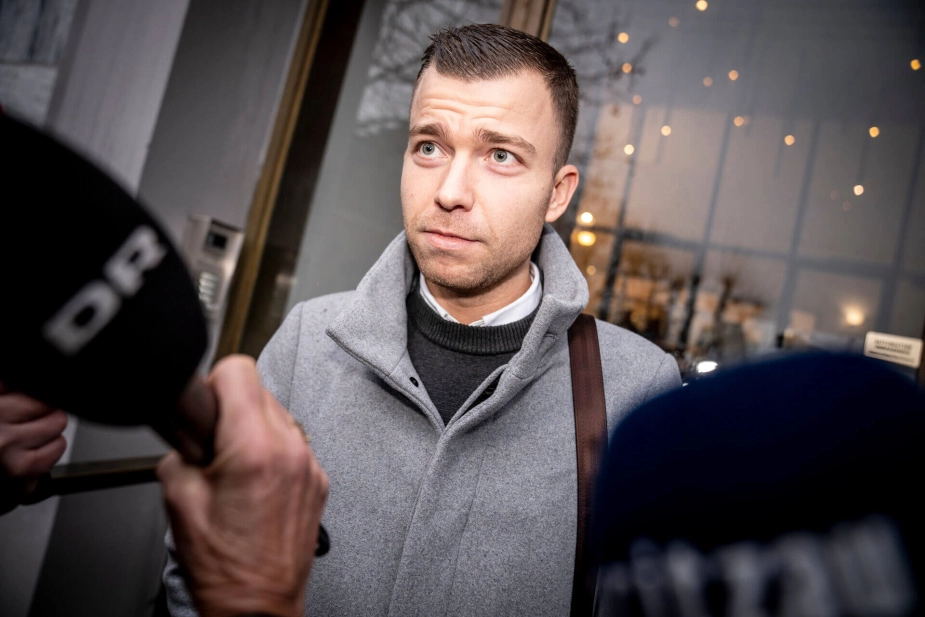 "Jeg er glad for, at regeringen nu lægger op til at ændre loven, så de adopterede ikke omfattes," lyder det fra beskæftigelsesordfører i Dansk Folkeparti Nick Zimmermann