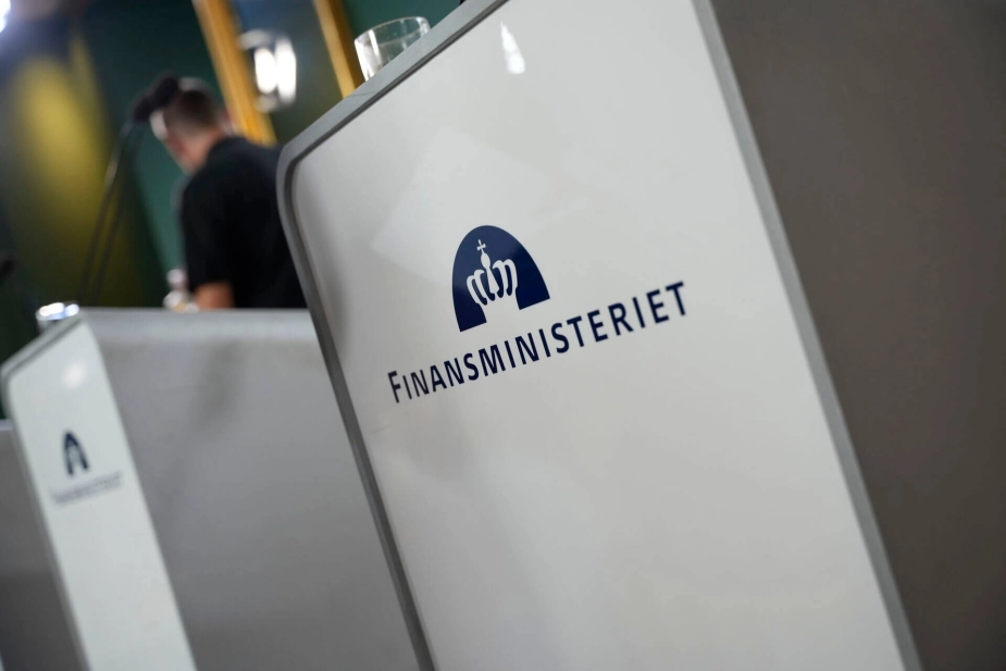 Finansministeriet vil først se på råderummet og en eventuel opjustering i foråret 2025, skriver de til NB-Økonomi.
