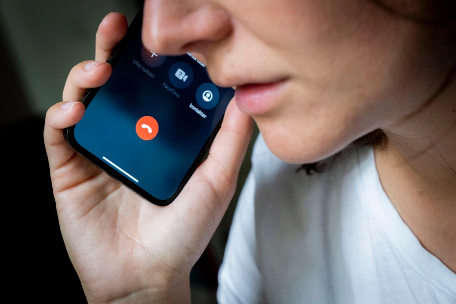 De folkevalgtes direkte telefonlinje til politiet blev taget i brug den 3. november 2025.