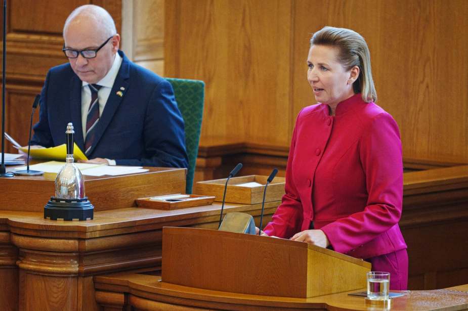 Ved Folketingets åbning lagde statsministeren stor vægt på den kommende værdighedsreform. Den vil blive præsenteret i 2025.