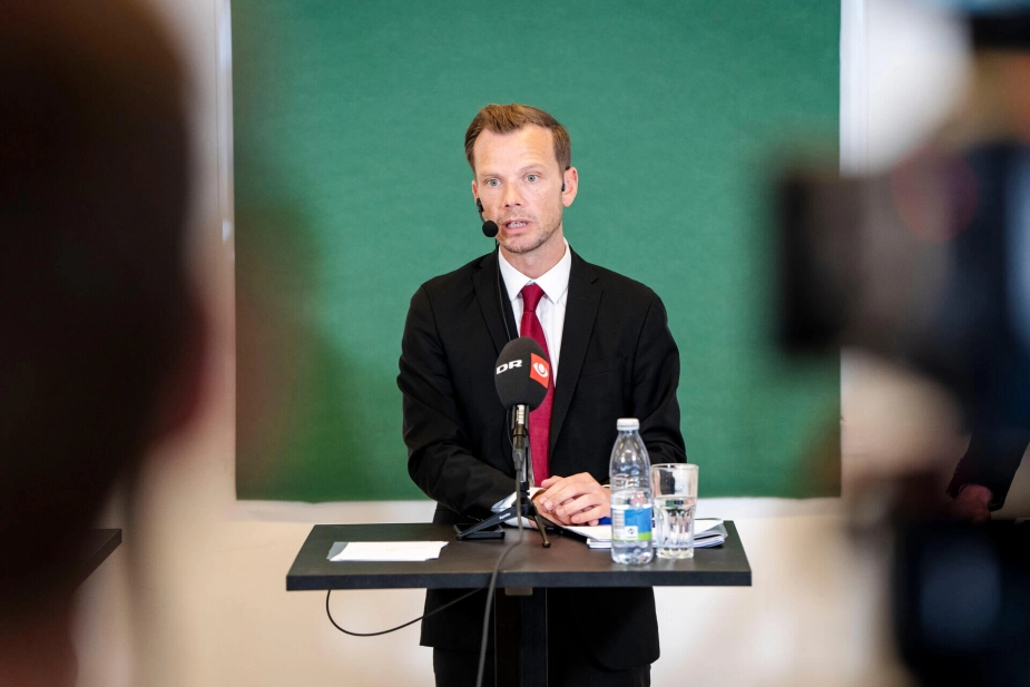 "Den nuværende situation på værgemålsområdet er ikke holdbar," siger justitsminister Peter Hummelgaard.