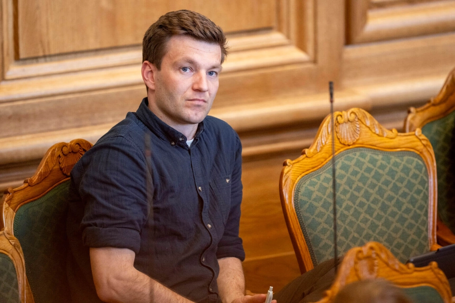 SFs ordfører for familie og arbejdsliv, Sigurd Agersnap, gør det klart, at partiet ikke kommer til at lægge stemmer til reformen, som den ser ud nu: