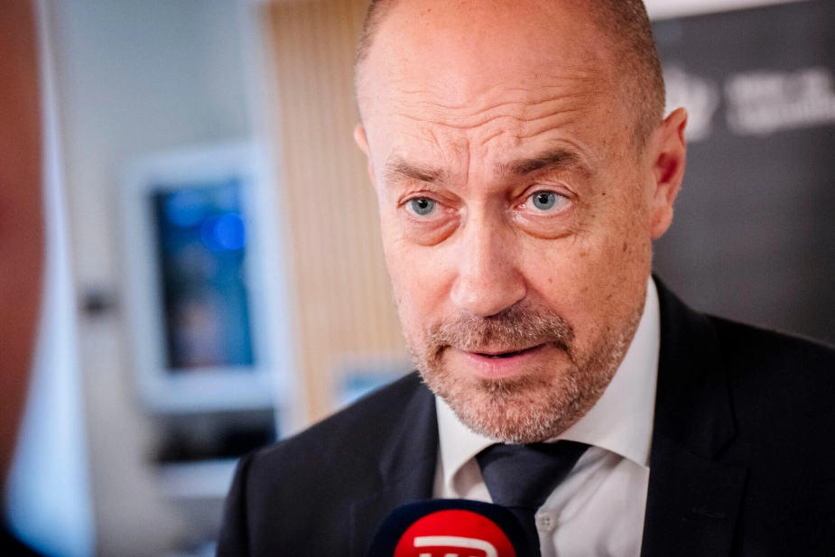 En ekspertgruppe nedsat af Miljøministeriet har anbefalet at sænke grænseværdien for nitrat fra 50 milligram til 6 milligram per liter drikkevand.