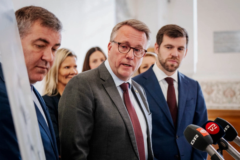 Udpegningen blev præsenteret af en række ministre heriblandt Morten Bødskov (S), Morten Dahlin (V) og Lars Aagaard (M) på Christiansborg.