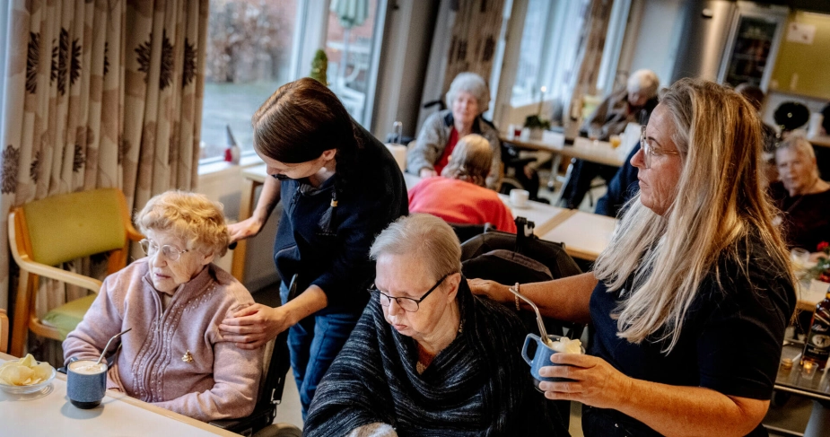 For at kommunerne kan bruge Ældreministeriets brugertilfredshedsundersøgelse for plejehjem til at udvikle plejehjemmene, som er målet, så kræver det klarhed omkring brugbarheden af resultaterne. Den klarhed afviser Danmarks Statistik at give kommunerne.
