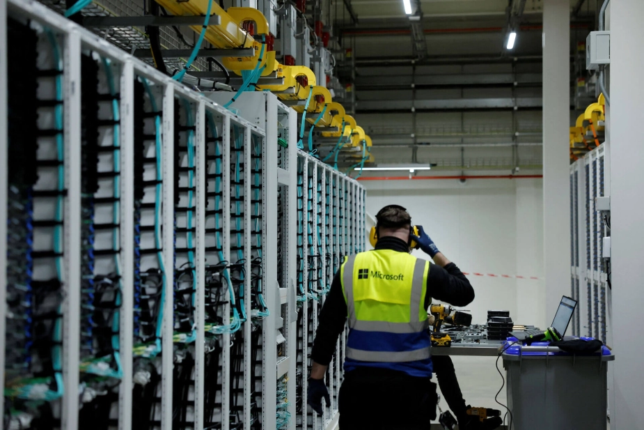 Microsoft har flere datacenter og planer om datacenter i Danmark. Billedet viser et cloud-datacenter i Dublin. (Genrefoto)