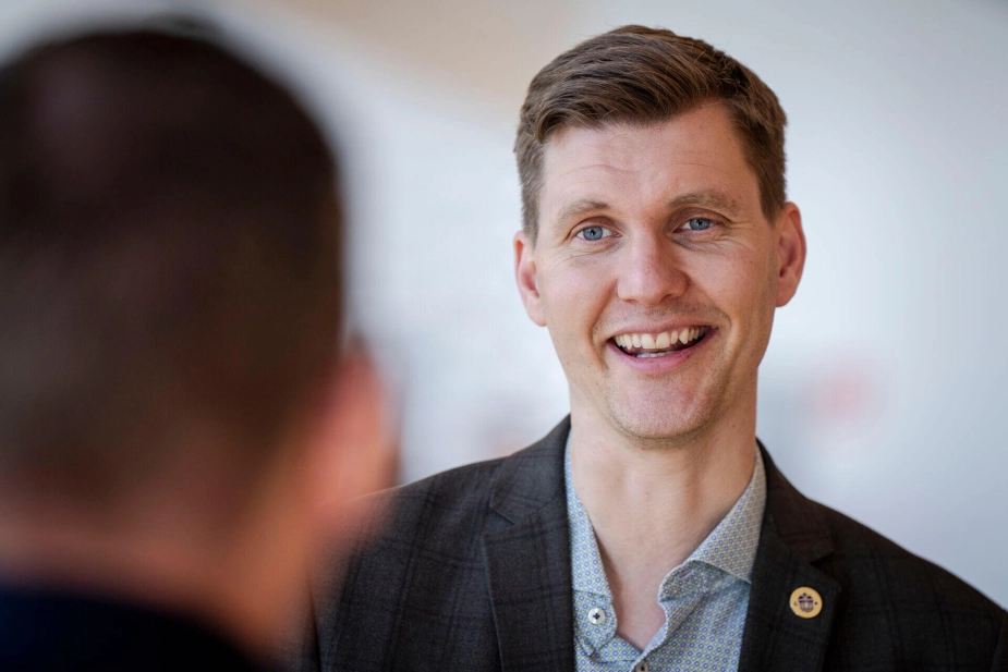 "Jeg har ikke udøvet myndighed, stillet krav eller forsøgt at påvirke virksomhedernes konkrete valg af fagforening," siger Lasse Frimand Jensen.