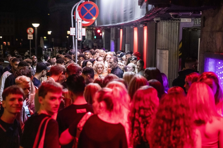 Fem kommuner skal i samarbejde med lokale unge finde nye alternativer til en alkoholpræget festkultur (Arkivfoto).