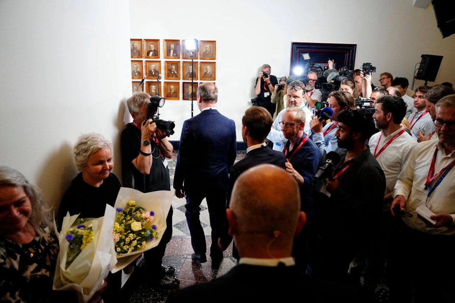 Afgående finansminister, Nicolai Wammen (S)på vej ind til sit sidste pressemøde i Finansministeriet.