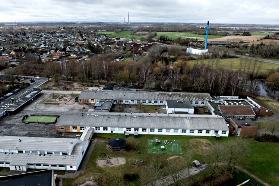 Agedrup Skole i Odense Kommune, hvor over 100 forældre til børn på skolen lidt uden for Odense i går mandag har sendt et brev til flere myndigheder. Her udtrykker forældrene bekymring over en række hændelser på skolen.