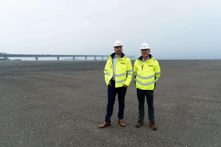 Her ses plant manager Martin Nielsen og technical manager Claus Thye fra Arcadia eFuels.