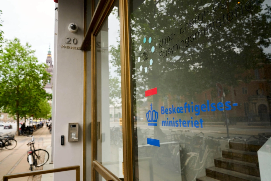 Beskæftigelsesministeriet har ansat 45-årige Sine Frederiksen som ny departementschef.
