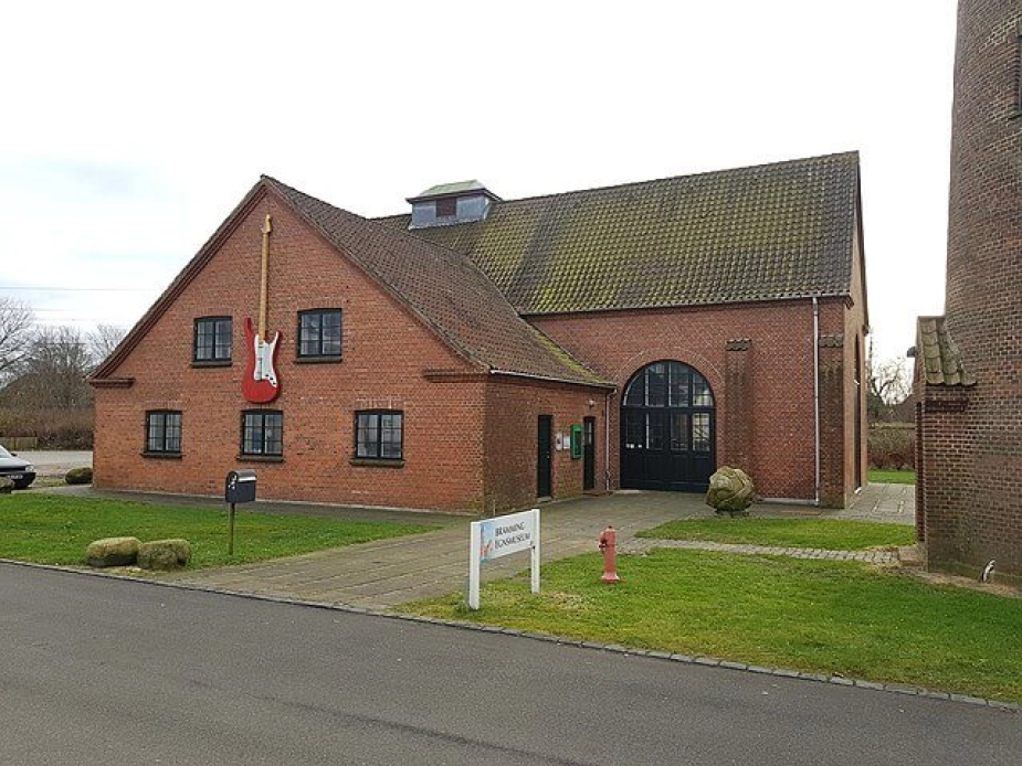 Bramming Egnsmuseum ligger i stationsbyens gamle elektricitetsværk.