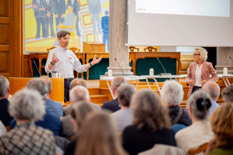 Ole Krogh Petersen, administrerende direktør i PFA, på konference om potentialet for seniorer på arbejdsmarkedet d. 21. maj.