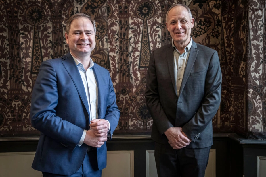 KL-formand Martin Damm (V) og finansminister Nicolai Wammen (S) præsenterede for nylig en aftale om regelforenklinger. Når de senere på foråret samles til forhandlinger om økonomiaftalen for 2025, vil det specialiserede socialområde og anbefalingerne fra ekspertudvalget blive et centralt spørgsmål.
