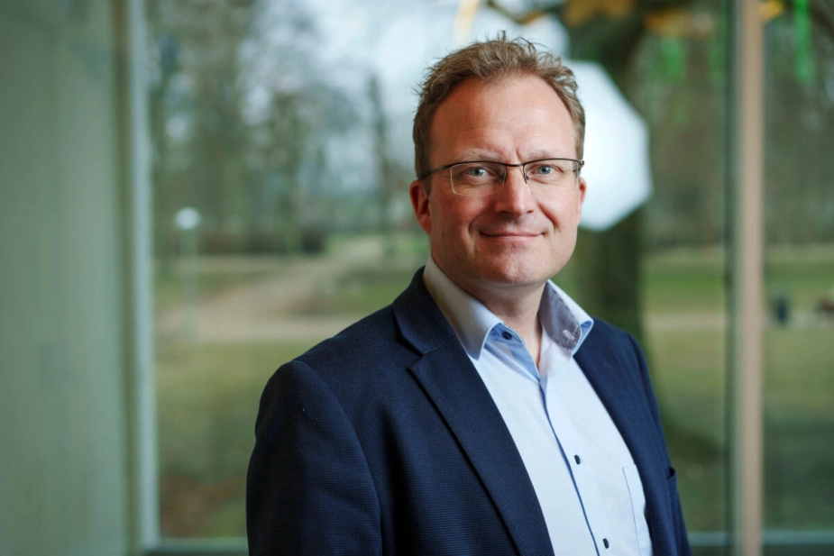 Steffen Damsgaard, formand for Landdistrikternes Fællesråd, roser en række af regeringens forslag i nyt udspil.