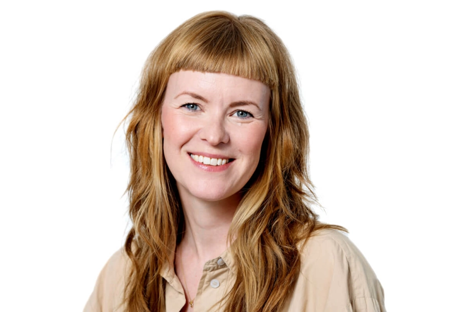 ”Erfaringerne fra projektet viser, at ungemedarbejderen giver flere af de unge en oplevelse af normalitet og ’empowerment’ ved, at de føler sig taget alvorligt og inddraget i behandlingen,” siger Sigrid Trier Grønfeldt fra VIVE.