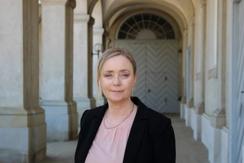 "Denne rapport viser, at der er behov for en bedre vejledningspraksis, så borgerne kan få den hjælp, de har behov for og ret til. Vi håber, at rapportens anbefalinger kan være med til at forbedre systemet," siger Birgitte Arent Eiriksson, direktør for Justitia.