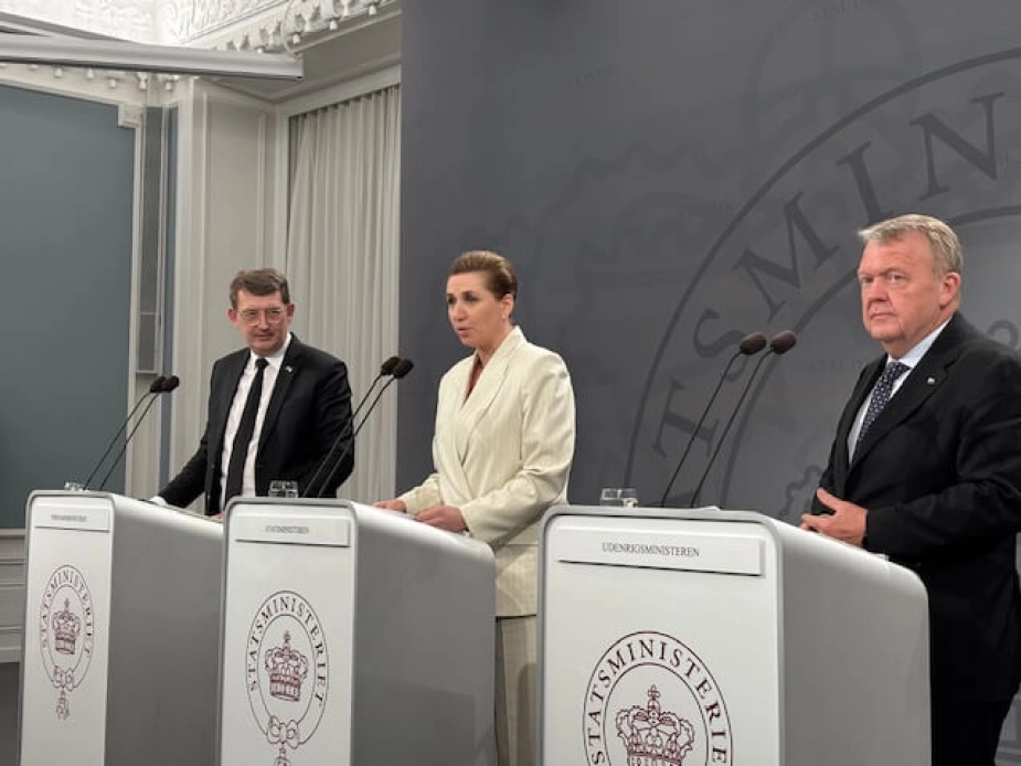 Hele SVM-regeringstoppen talte forventningerne til en god økonomiaftale for 2026 ned til pressemødet om forsvar onsdag eftermiddag.