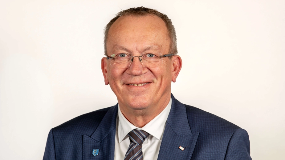 "Det er i samspillet mellem energi, vand, arealer, erhverv og mennesker, at den største merværdi kan opstå. Det er den erfaring, vi gør os i Aabenraa Kommune," siger Jan Riber Jakobsen (K), borgmester i Aabenraa Kommune.