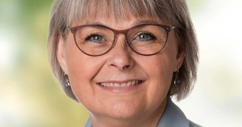 Idéen til Senior Plus opstod, da Rebild Kommune stod med en betydelig overkapacitet af plejeboliger og stigende udgifter til tomgangsleje, forklarer udvalgsformand Jeanette Sagan.
