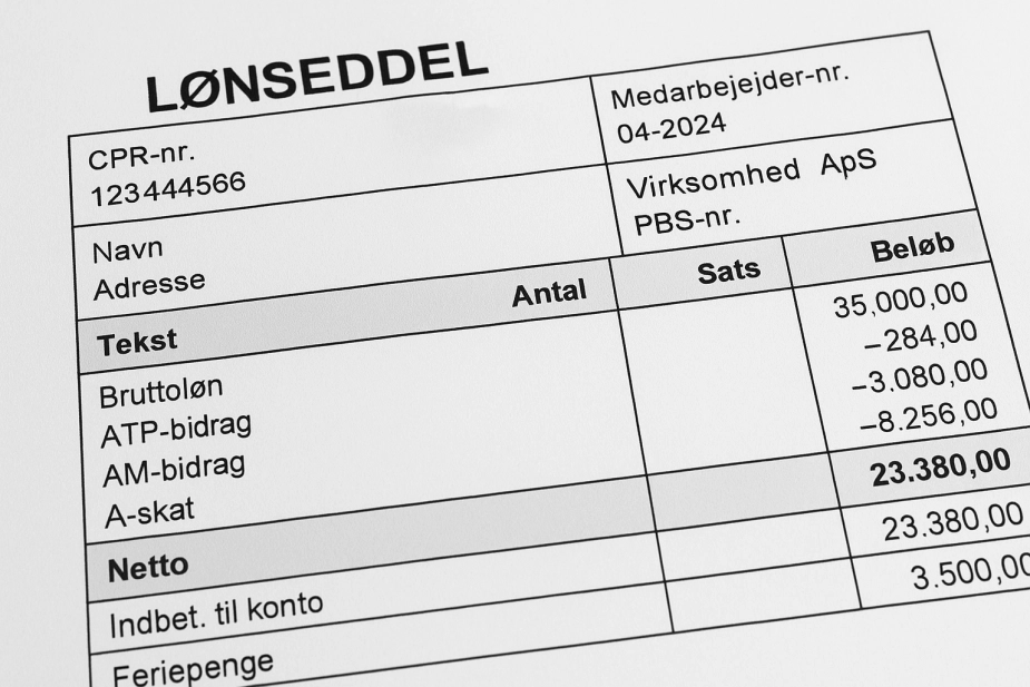 Lønningerne steg 3,4 pct. i andet kvartal 2025, men væksten aftager i både private virksomheder, kommuner, regioner og staten.