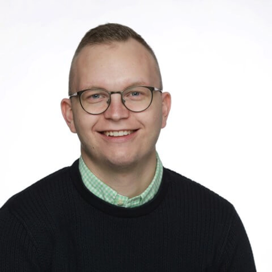 Phillip Westh Weirup er valgt til byrådet for De Konservative i Slagelse Kommune - samme kommune, hvor en 13-årig pige blev bortført af en nu drabsdømt mand, der deler fornavn og mellemnavn med politikeren.