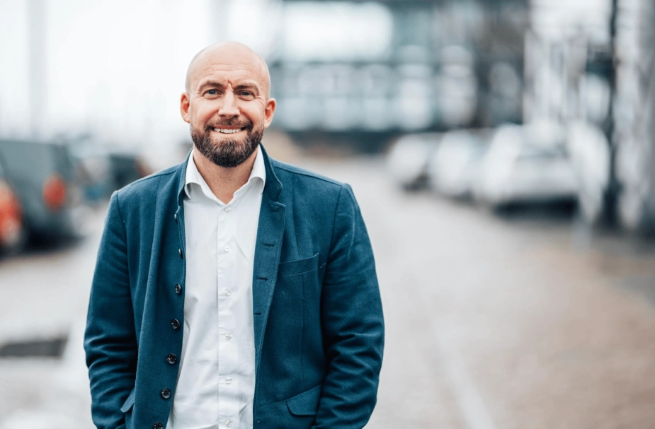 Kim Brynningsen, stifter og direktør i Indsats, fremhæver fleksjob som en nøgle til at få borgere tilbage i job