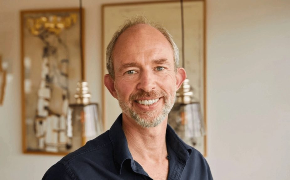 Leif Tøfting Kongsgaard, direktør og ph.d., advarer om, at data i kommunerne både kan skabe læring og indsigt – men også føre til stress og forvirring, hvis de ikke håndteres strategisk.