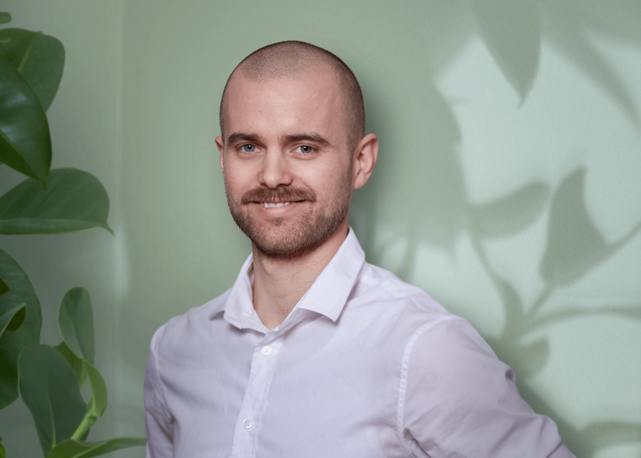 "Der skal speedes meget op, hvis projektet skal være klar i 2030. Hvis man ikke kan lagre CO2'en i undergrunden i nærheden, så skal der kigges efter alternativer offshore eller i andre lande," siger senioranalytiker i Concito Tobias Johan Sørensen.