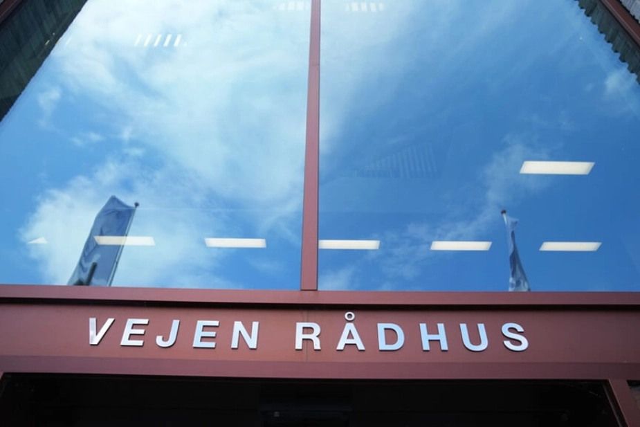 Der er ændringer i partibenævnelserne på Vejen Rådhus, efter at to tidligere løsgængere har meldt sig ind i Venstre og dermed byrådsgruppen.