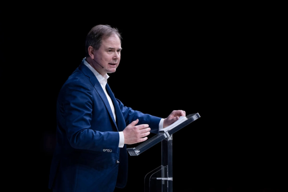 En analyse af regeringens velfærdsløfter og de faktiske indhold af de seneste fire års økonomiaftaler viser, at der er en ret konstant parallelforskydning mellem regeringens løfter og virkeligheden.