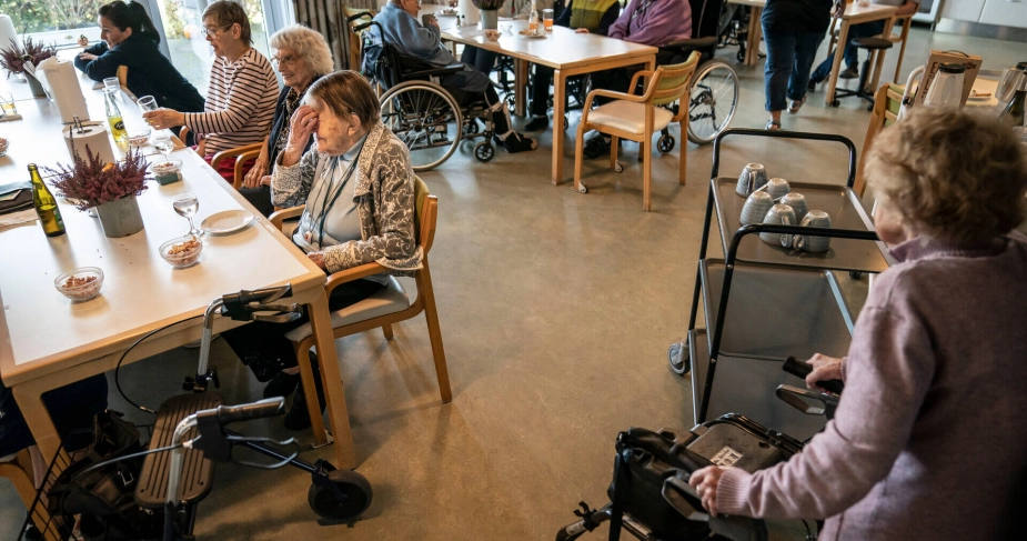 "Vi finder ingen systematisk sammenhæng mellem kommunernes udgiftsniveau og tilfredsheden blandt de ældre," siger Karsten Bo Larsen, forskningschef i Cepos.